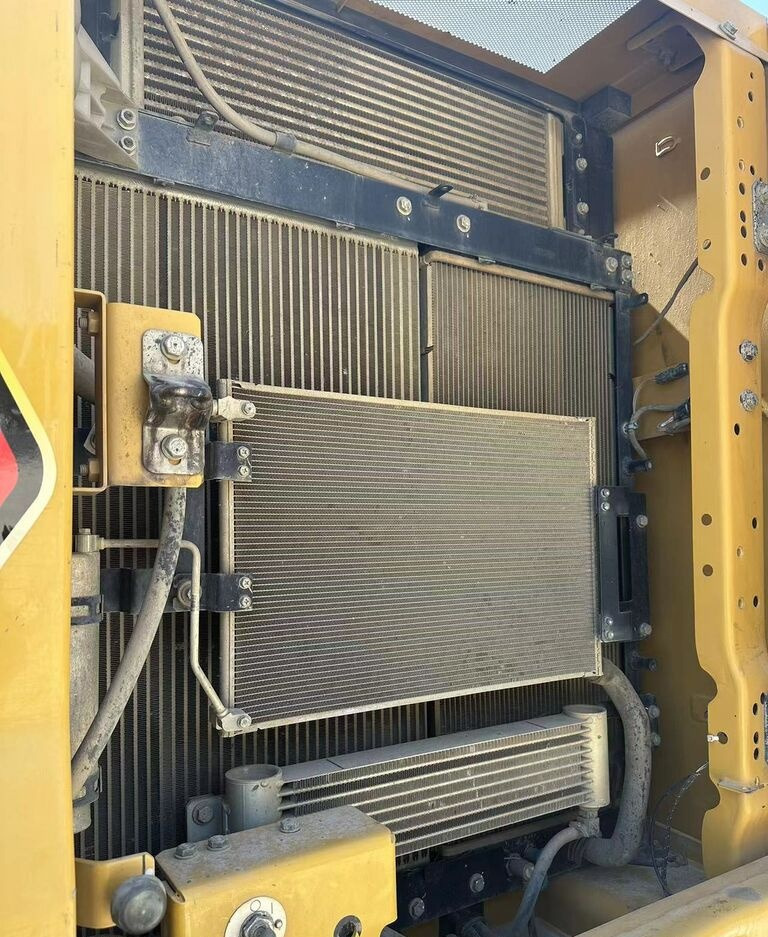 Гусеничный экскаватор Caterpillar 320GC: фото 8 Гусеничный экскаватор Caterpillar 320GC: фото 8