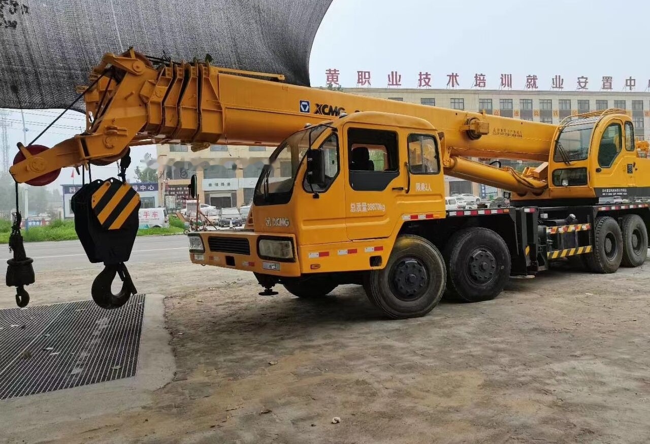 XCMG QY50B QY50K QY70K QY100K QY130K truck crane - Мобильный кран: фото 1 XCMG QY50B QY50K QY70K QY100K QY130K truck crane - Мобильный кран: фото 1