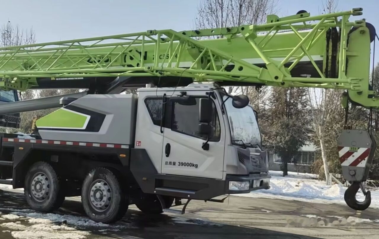 Мобильный кран Zoomlion zoomlion ZTC350 ZTC500V ZTC700V ZTC900V 35 50 70 90 used truck c: фото 6