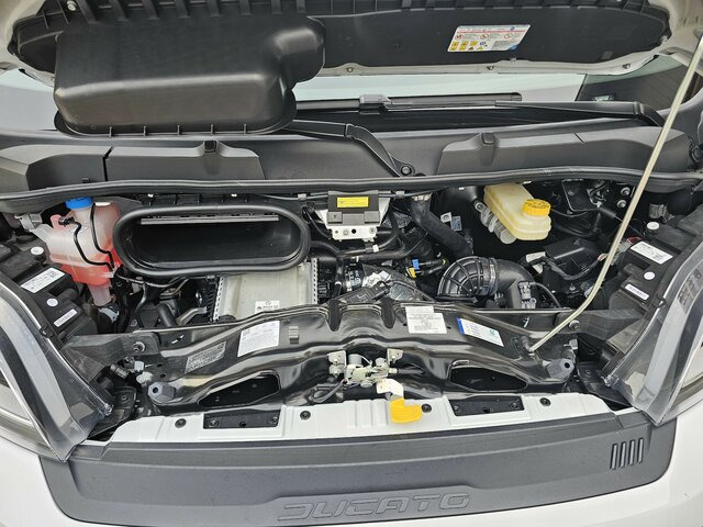 Цельнометаллический фургон FIAT Ducato 35 140 Serie10-9.2 L2H1 Premium Kabine...: фото 18 Цельнометаллический фургон FIAT Ducato 35 140 Serie10-9.2 L2H1 Premium Kabine...: фото 18