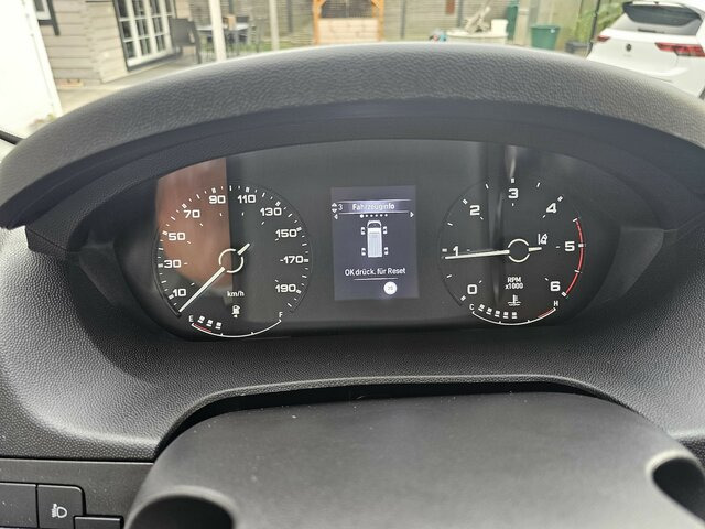 Цельнометаллический фургон FIAT Ducato 35 140 Serie10-9.2 L2H1 Premium Kabine...: фото 11 Цельнометаллический фургон FIAT Ducato 35 140 Serie10-9.2 L2H1 Premium Kabine...: фото 11