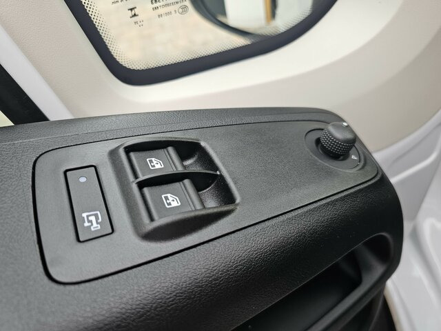 Цельнометаллический фургон FIAT Ducato 35 140 Serie10-9.2 L2H1 Premium Kabine...: фото 39 Цельнометаллический фургон FIAT Ducato 35 140 Serie10-9.2 L2H1 Premium Kabine...: фото 39