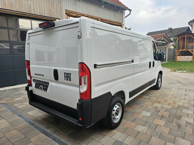 Цельнометаллический фургон FIAT Ducato 35 140 Serie10-9.2 L2H1 Premium Kabine...: фото 34 Цельнометаллический фургон FIAT Ducato 35 140 Serie10-9.2 L2H1 Premium Kabine...: фото 34