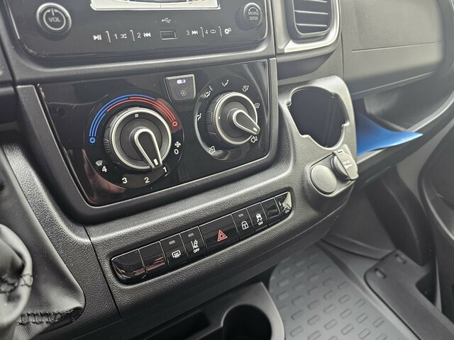 Цельнометаллический фургон FIAT Ducato 35 140 Serie10-9.2 L2H1 Premium Kabine...: фото 16 Цельнометаллический фургон FIAT Ducato 35 140 Serie10-9.2 L2H1 Premium Kabine...: фото 16