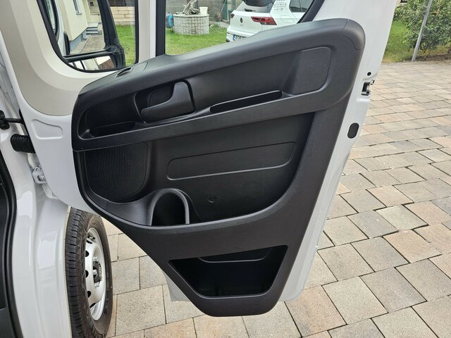 Цельнометаллический фургон FIAT Ducato 35 140 Serie10-9.2 L2H1 Premium Kabine...: фото 24 Цельнометаллический фургон FIAT Ducato 35 140 Serie10-9.2 L2H1 Premium Kabine...: фото 24