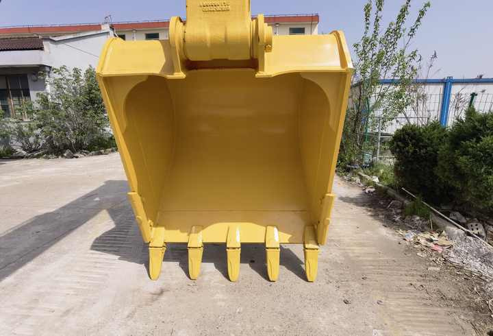 Big-excavator 40ton second hand komatsu excavator pc400-8 suitable price pc 400-8 - Гусеничный экскаватор: фото 5 Big-excavator 40ton second hand komatsu excavator pc400-8 suitable price pc 400-8 - Гусеничный экскаватор: фото 5