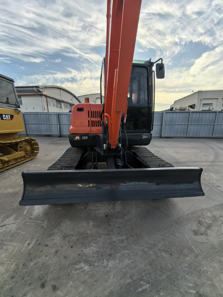 DOOSAN DX60 excavator - Мини-экскаватор: фото 5 DOOSAN DX60 excavator - Мини-экскаватор: фото 5