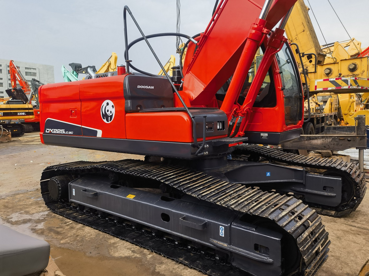 Doosan Dx225 Crawler Excavator - Гусеничный экскаватор: фото 2 Doosan Dx225 Crawler Excavator - Гусеничный экскаватор: фото 2