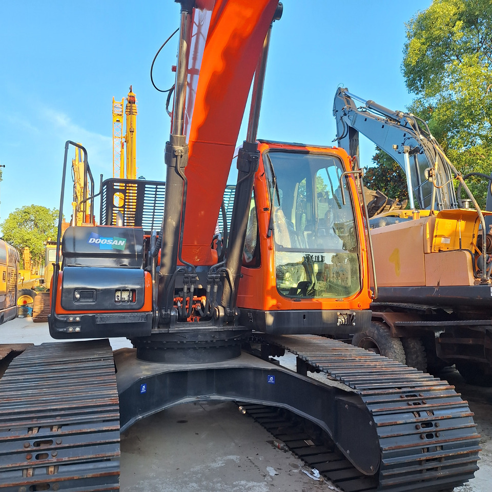 Doosan Dx225LC-9C Crawler Excavator - Гусеничный экскаватор: фото 3 Doosan Dx225LC-9C Crawler Excavator - Гусеничный экскаватор: фото 3