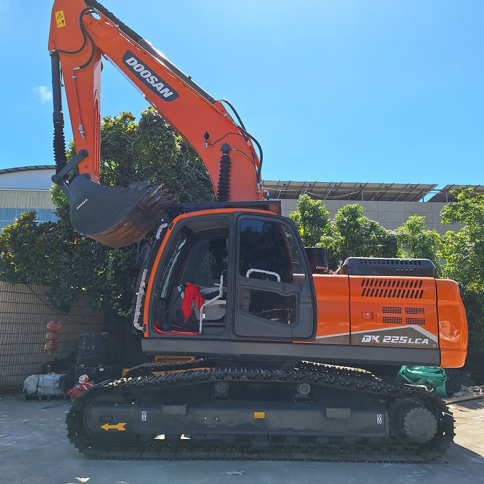 Doosan Dx225LCA Crawler Excavator - Гусеничный экскаватор: фото 3 Doosan Dx225LCA Crawler Excavator - Гусеничный экскаватор: фото 3