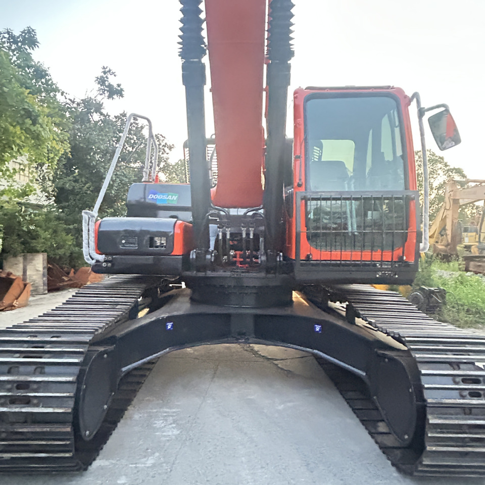 Doosan Dx300LC-9C Crawler Excavator - Гусеничный экскаватор: фото 2 Doosan Dx300LC-9C Crawler Excavator - Гусеничный экскаватор: фото 2