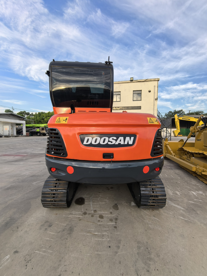 Doosan Dx60  Crawler Excavator - Гусеничный экскаватор: фото 2 Doosan Dx60  Crawler Excavator - Гусеничный экскаватор: фото 2