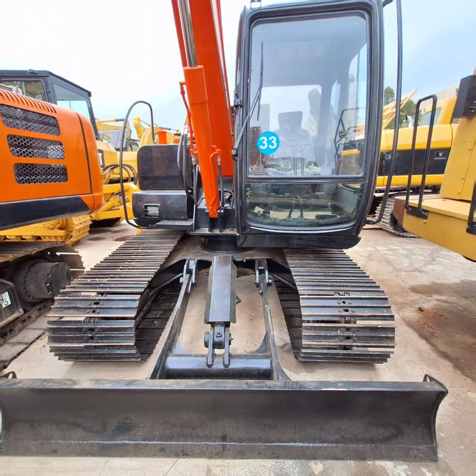 Hitachi EX60 Excavator - Гусеничный экскаватор: фото 2 Hitachi EX60 Excavator - Гусеничный экскаватор: фото 2