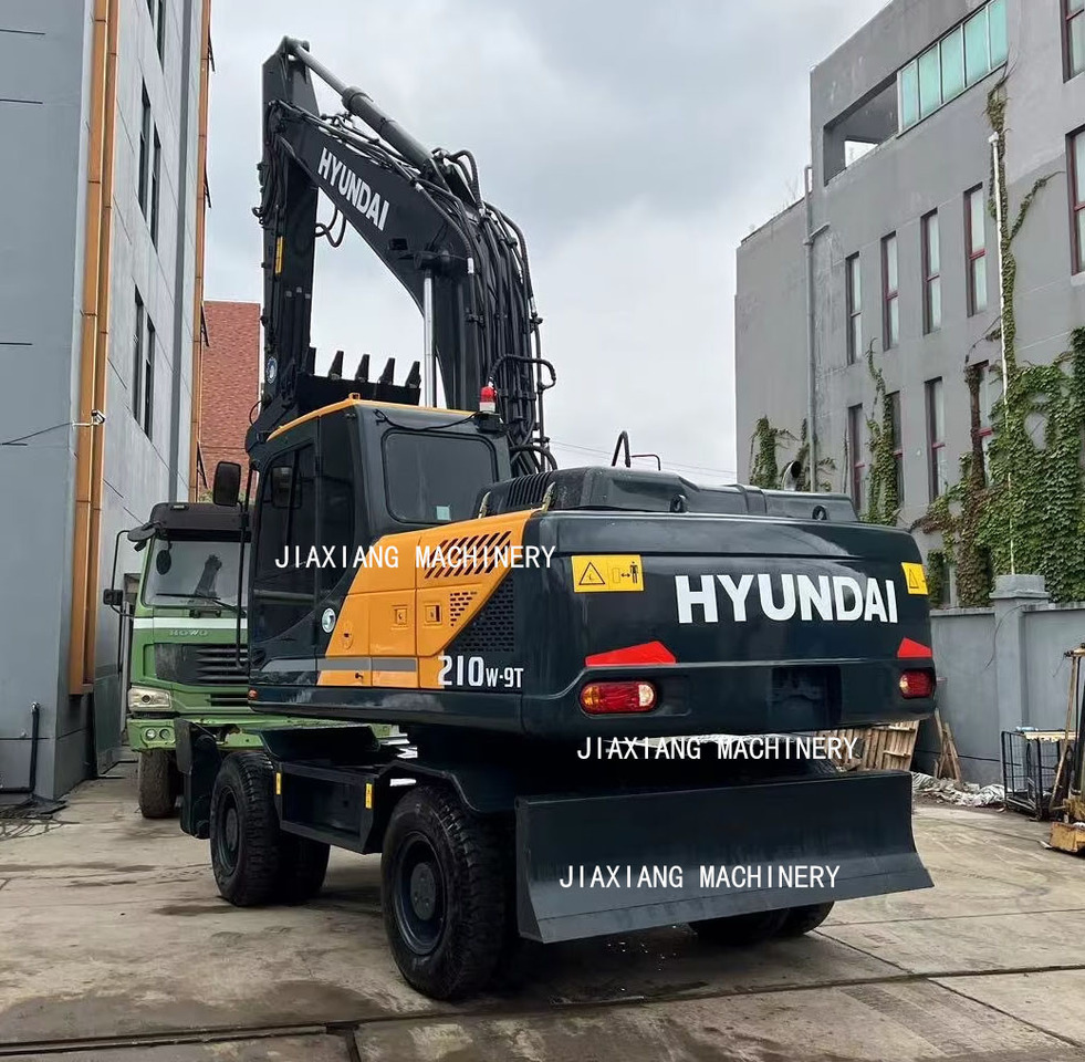 Hyundai 210w-9 wheel excavator - Колёсный экскаватор: фото 1 Hyundai 210w-9 wheel excavator - Колёсный экскаватор: фото 1