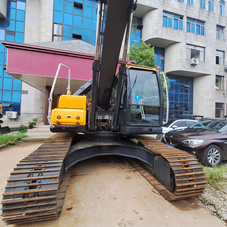 Hyundai 220LC-9S Excavator - Гусеничный экскаватор: фото 5 Hyundai 220LC-9S Excavator - Гусеничный экскаватор: фото 5