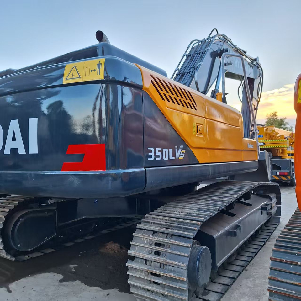 Hyundai 350LVS excavator - Колёсный экскаватор: фото 3 Hyundai 350LVS excavator - Колёсный экскаватор: фото 3