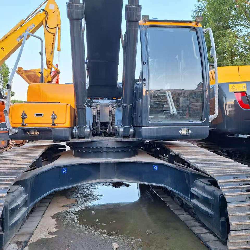 Hyundai 350LVS excavator - Колёсный экскаватор: фото 4 Hyundai 350LVS excavator - Колёсный экскаватор: фото 4