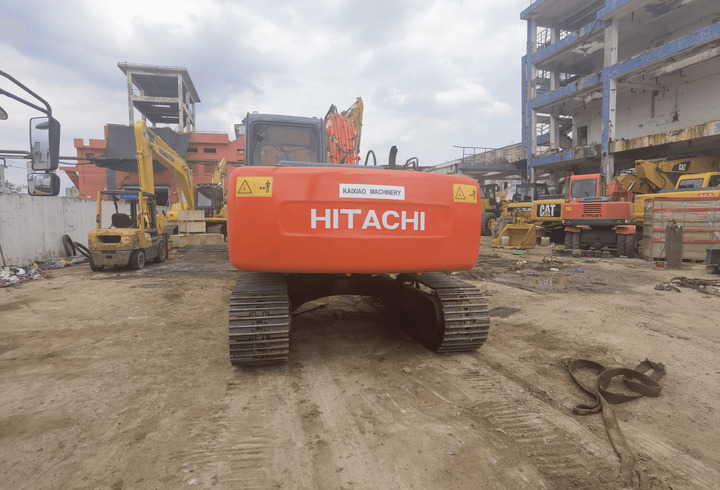 Japan made used hitachi ex120-5 ex120 crawler excavator ex200 ex200-5 zx120 zx200 zx210 FOR SALE - Гусеничный экскаватор: фото 5 Japan made used hitachi ex120-5 ex120 crawler excavator ex200 ex200-5 zx120 zx200 zx210 FOR SALE - Гусеничный экскаватор: фото 5