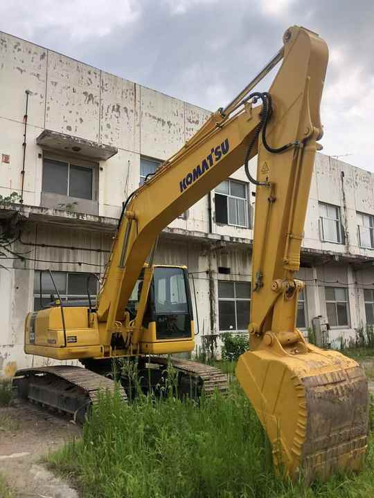 Komatsu PC220-7 - Гусеничный экскаватор: фото 4 Komatsu PC220-7 - Гусеничный экскаватор: фото 4