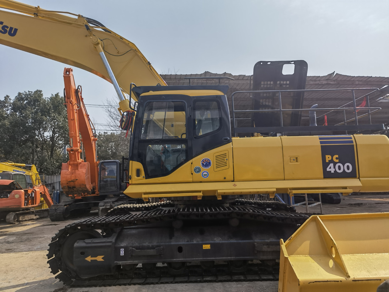 Komatsu pc400-7 excavator - Гусеничный экскаватор: фото 1 Komatsu pc400-7 excavator - Гусеничный экскаватор: фото 1