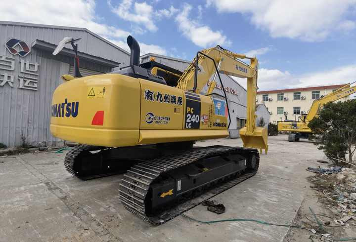 Used Excavator Komatsu PC240LC-8 original Japan Komatsu PC240-8 Digger for Sale - Гусеничный экскаватор: фото 5 Used Excavator Komatsu PC240LC-8 original Japan Komatsu PC240-8 Digger for Sale - Гусеничный экскаватор: фото 5