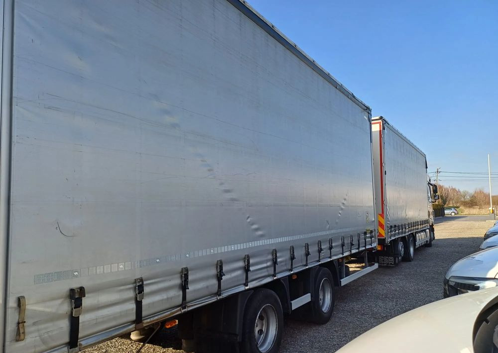 DAF XF 480 SUPER SPACE CAB / ZESTAW TANDEM PRZEJAZDOWY 120m3 - Тентованный грузовик: фото 3 DAF XF 480 SUPER SPACE CAB / ZESTAW TANDEM PRZEJAZDOWY 120m3 - Тентованный грузовик: фото 3