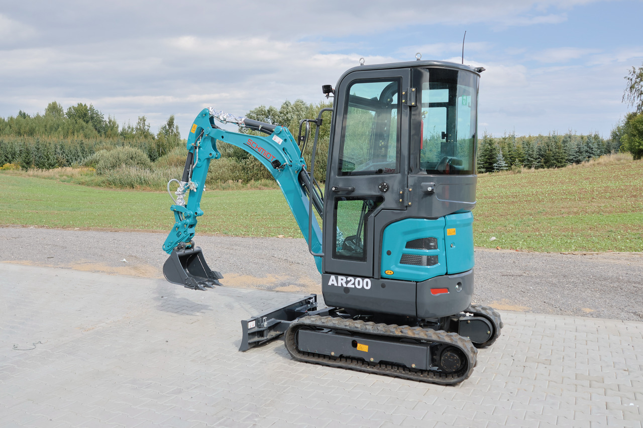SCHMiDT AR200 - Kubota engine, Extended tracks, Swing arm - Мини-экскаватор: фото 3 SCHMiDT AR200 - Kubota engine, Extended tracks, Swing arm - Мини-экскаватор: фото 3