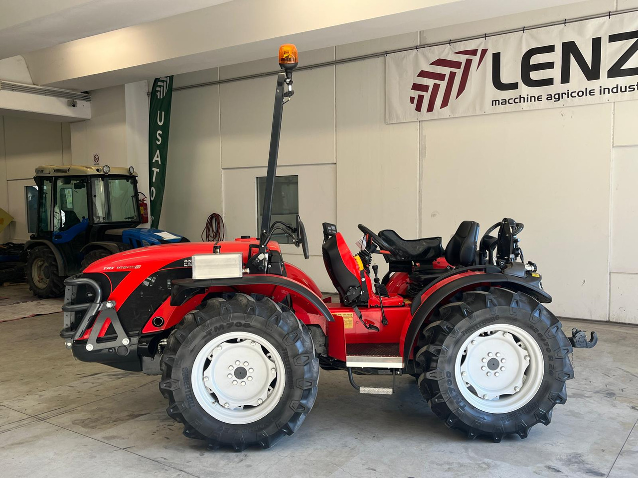 TRATTORE ANTONIO CARRARO TRX 10900R - Трактор: фото 3 TRATTORE ANTONIO CARRARO TRX 10900R - Трактор: фото 3