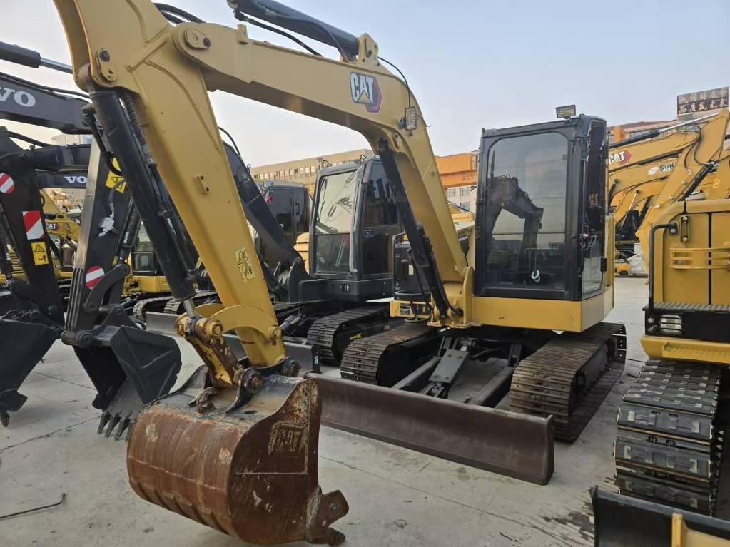 CAT 306 - Мини-экскаватор: фото 4 CAT 306 - Мини-экскаватор: фото 4