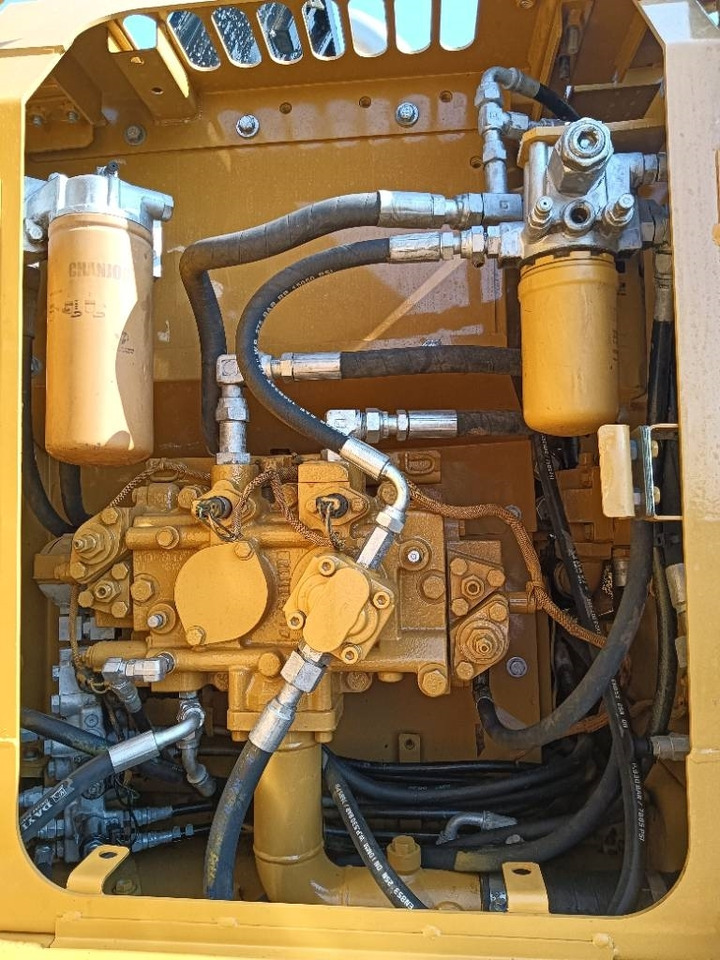 Гусеничный экскаватор CAT 313: фото 9