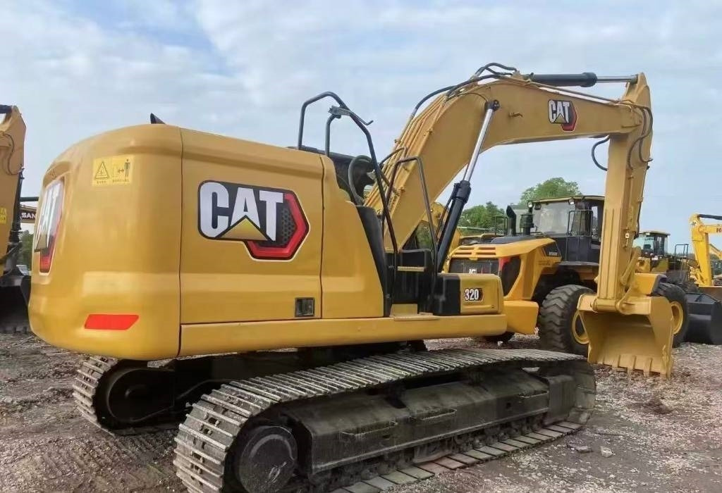 CAT 320 D - Гусеничный экскаватор: фото 1 CAT 320 D - Гусеничный экскаватор: фото 1