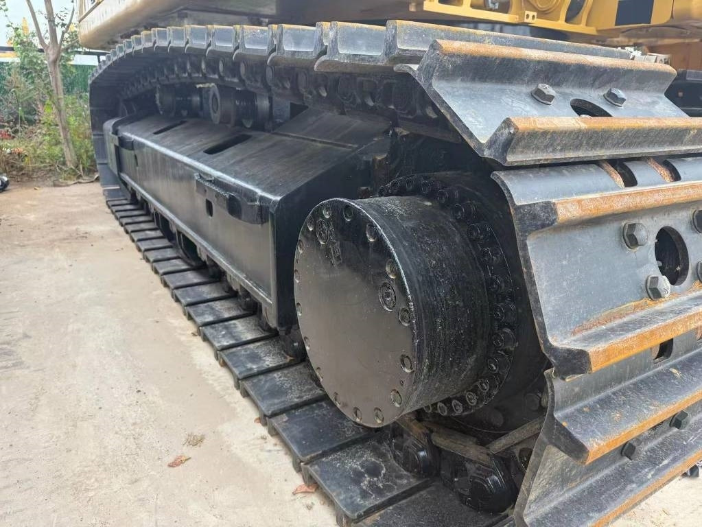 CAT 336 GC - Гусеничный экскаватор: фото 5 CAT 336 GC - Гусеничный экскаватор: фото 5