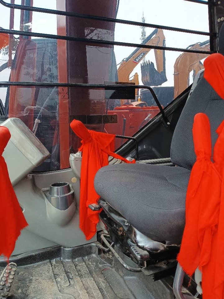 Hitachi ZX 60 - Мини-экскаватор: фото 4 Hitachi ZX 60 - Мини-экскаватор: фото 4