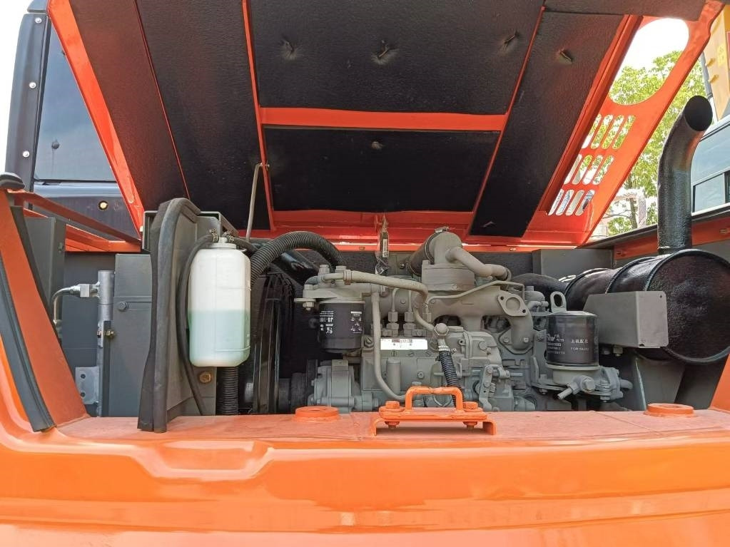 Hitachi ZX 70 - Мини-экскаватор: фото 3 Hitachi ZX 70 - Мини-экскаватор: фото 3