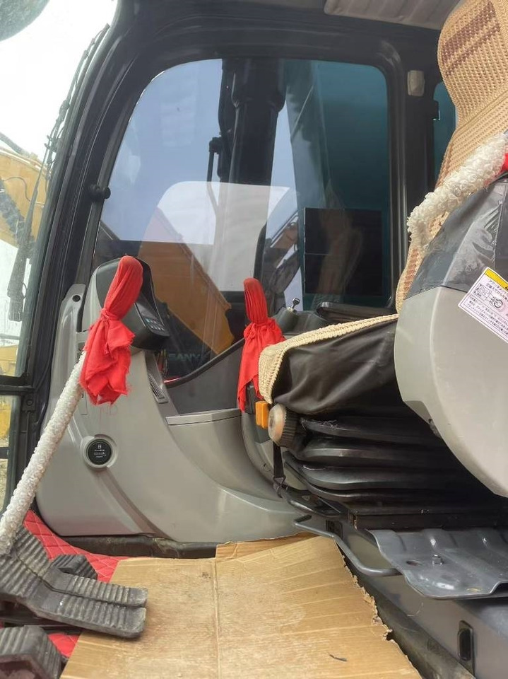 Kobelco SK 200 - Гусеничный экскаватор: фото 5 Kobelco SK 200 - Гусеничный экскаватор: фото 5