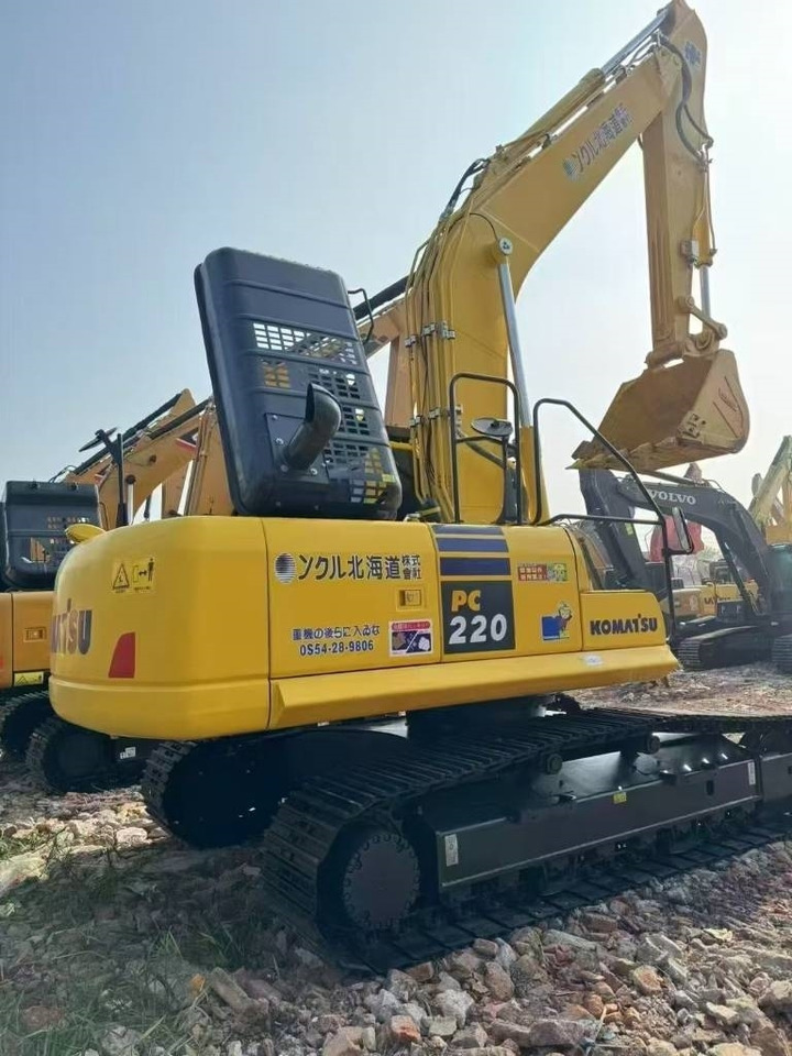 Komatsu PC 220-8  - Гусеничный экскаватор: фото 4 Komatsu PC 220-8  - Гусеничный экскаватор: фото 4