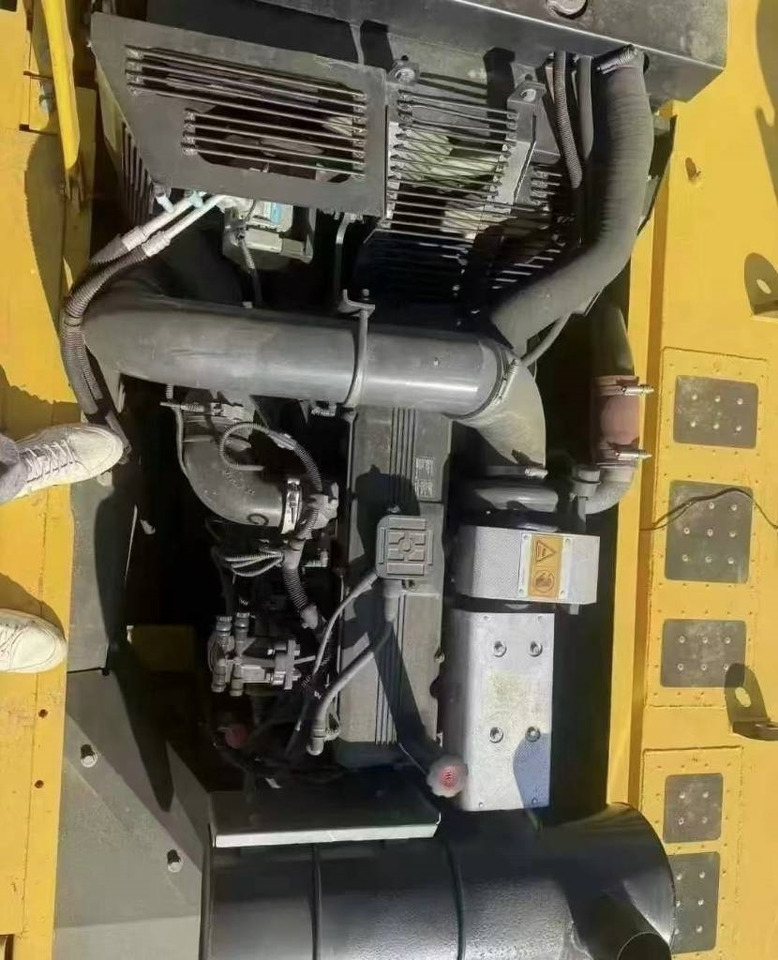 Komatsu PC 350-8 - Гусеничный экскаватор: фото 2 Komatsu PC 350-8 - Гусеничный экскаватор: фото 2