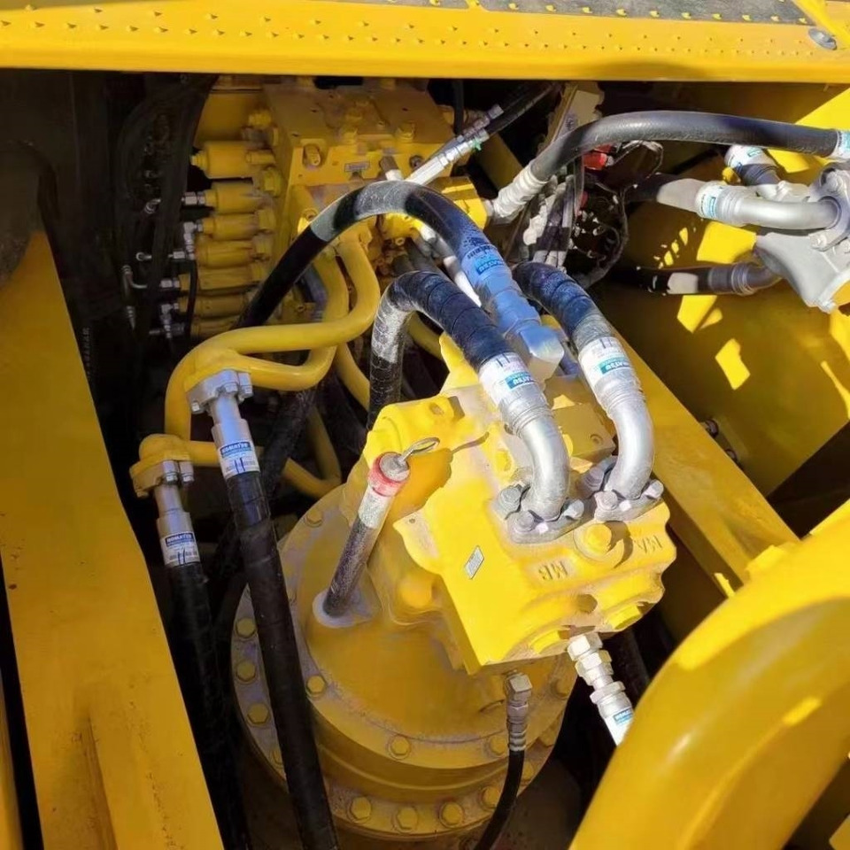 Komatsu PC 450  - Гусеничный экскаватор: фото 5 Komatsu PC 450  - Гусеничный экскаватор: фото 5