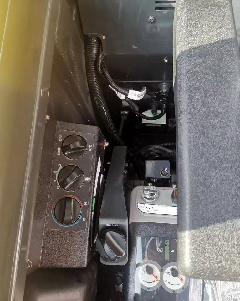 Komatsu PC 58 - Мини-экскаватор: фото 5 Komatsu PC 58 - Мини-экскаватор: фото 5