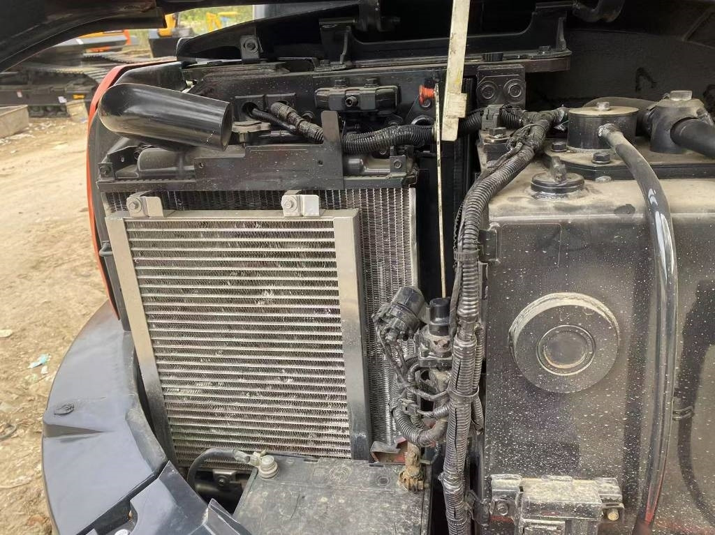 Kubota 155 - Гусеничный экскаватор: фото 2 Kubota 155 - Гусеничный экскаватор: фото 2