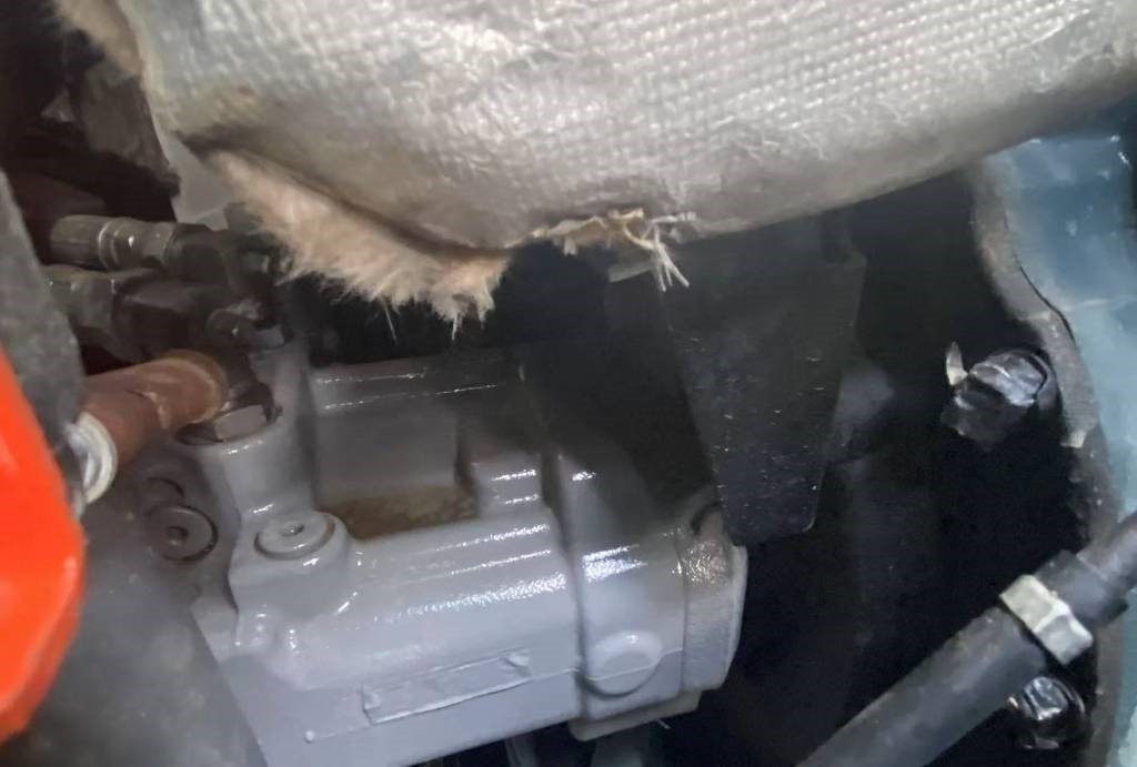 Kubota 165 - Гусеничный экскаватор: фото 3 Kubota 165 - Гусеничный экскаватор: фото 3