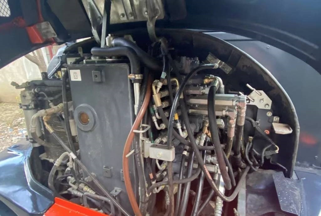 Kubota KX 165 - Гусеничный экскаватор: фото 2 Kubota KX 165 - Гусеничный экскаватор: фото 2