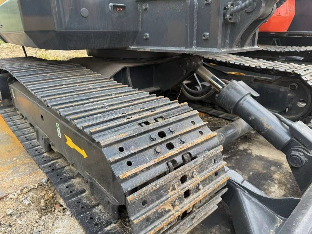 Volvo EC 60 - Гусеничный экскаватор: фото 2 Volvo EC 60 - Гусеничный экскаватор: фото 2