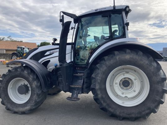 Valtra T214 DIRECT - Трактор: фото 4 Valtra T214 DIRECT - Трактор: фото 4
