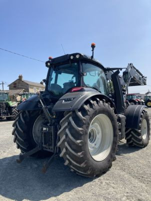Valtra T215 DIRECT - Трактор: фото 3 Valtra T215 DIRECT - Трактор: фото 3