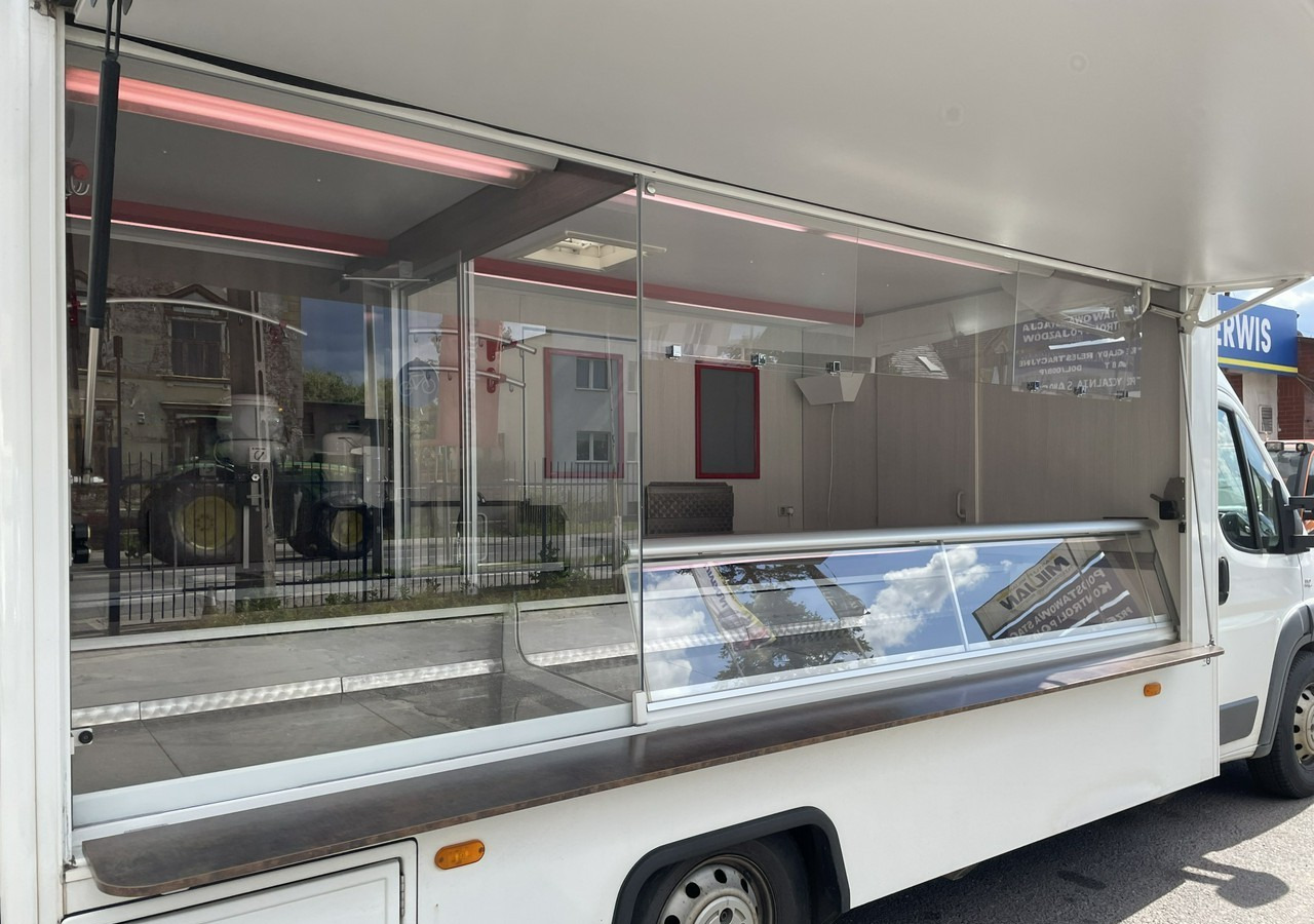 Fiat Ducato Autosklep Gastronomiczny Food Truck Foodtruck sklep W-zasil 2015 - Торговый грузовик: фото 3 Fiat Ducato Autosklep Gastronomiczny Food Truck Foodtruck sklep W-zasil 2015 - Торговый грузовик: фото 3