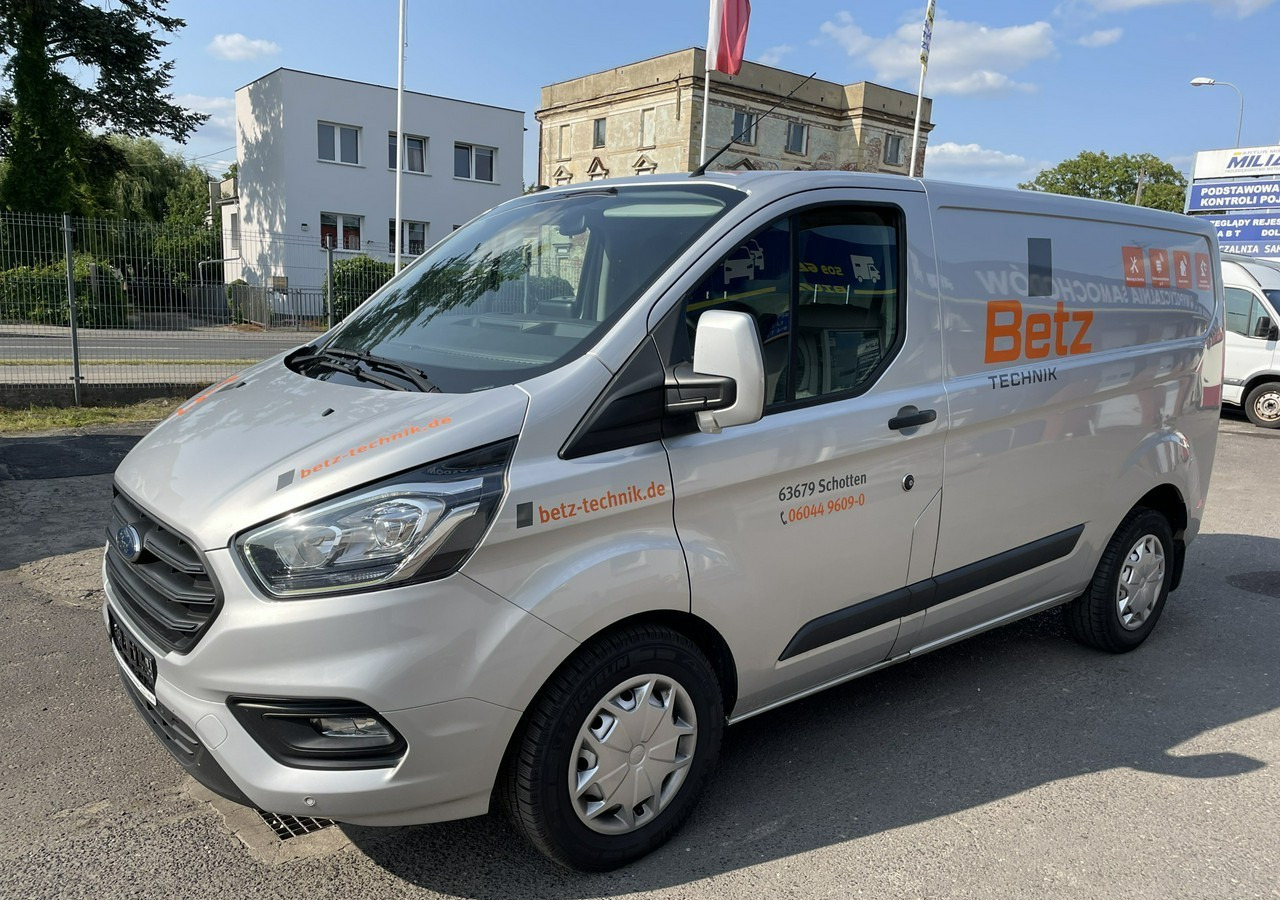 Ford Transit Transit Custom Ford Transit Custom 2.0-130KM AUTOMAT Klima Model 201 - Цельнометаллический фургон: фото 2 Ford Transit Transit Custom Ford Transit Custom 2.0-130KM AUTOMAT Klima Model 201 - Цельнометаллический фургон: фото 2