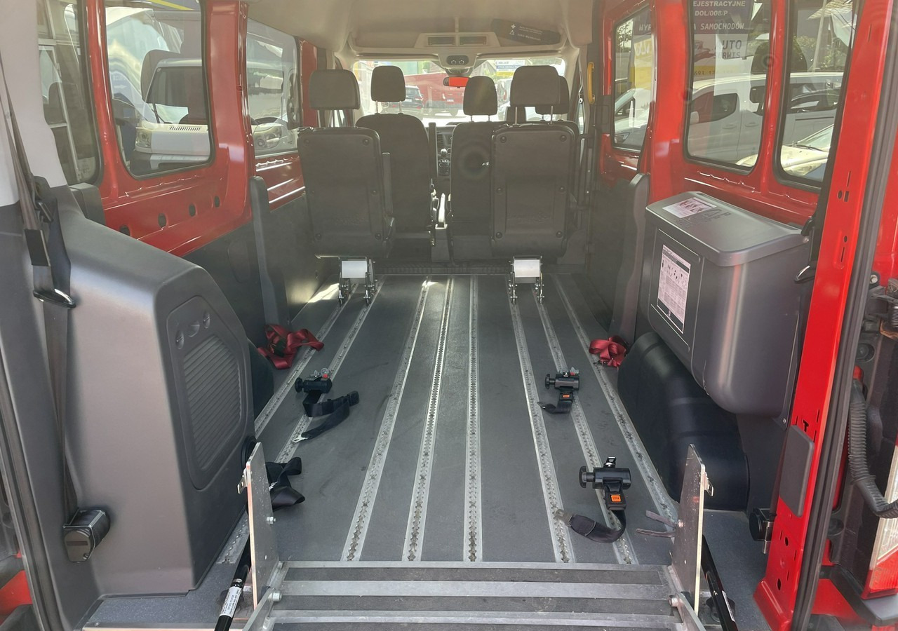 Ford Transit VIII Transit przewozu Niepełnosprawnych 2 wózki inwalida rampa 2021 PFRON - Легковой автомобиль: фото 3 Ford Transit VIII Transit przewozu Niepełnosprawnych 2 wózki inwalida rampa 2021 PFRON - Легковой автомобиль: фото 3