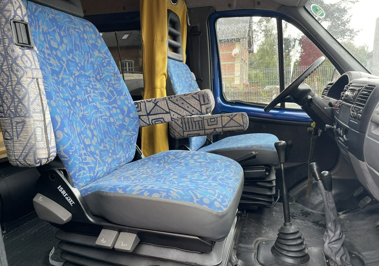 Gaz Gazela Gaz Gazelle Kamper furgon 4X4 benzyna + GAZ LPG Solar 94329km 2010 - Цельнометаллический фургон: фото 3 Gaz Gazela Gaz Gazelle Kamper furgon 4X4 benzyna + GAZ LPG Solar 94329km 2010 - Цельнометаллический фургон: фото 3