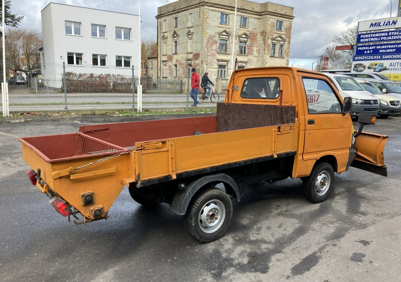 Inna Inny Piaggio Porter PFAU Skrzynia Wywrotka odśnieżarka Pług - Снегоуборочная машина: фото 3 Inna Inny Piaggio Porter PFAU Skrzynia Wywrotka odśnieżarka Pług - Снегоуборочная машина: фото 3